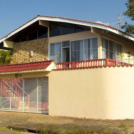 Bela Curitiba Hostel Exterior photo