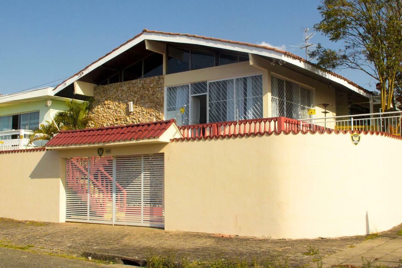 Bela Curitiba Hostel Exterior photo